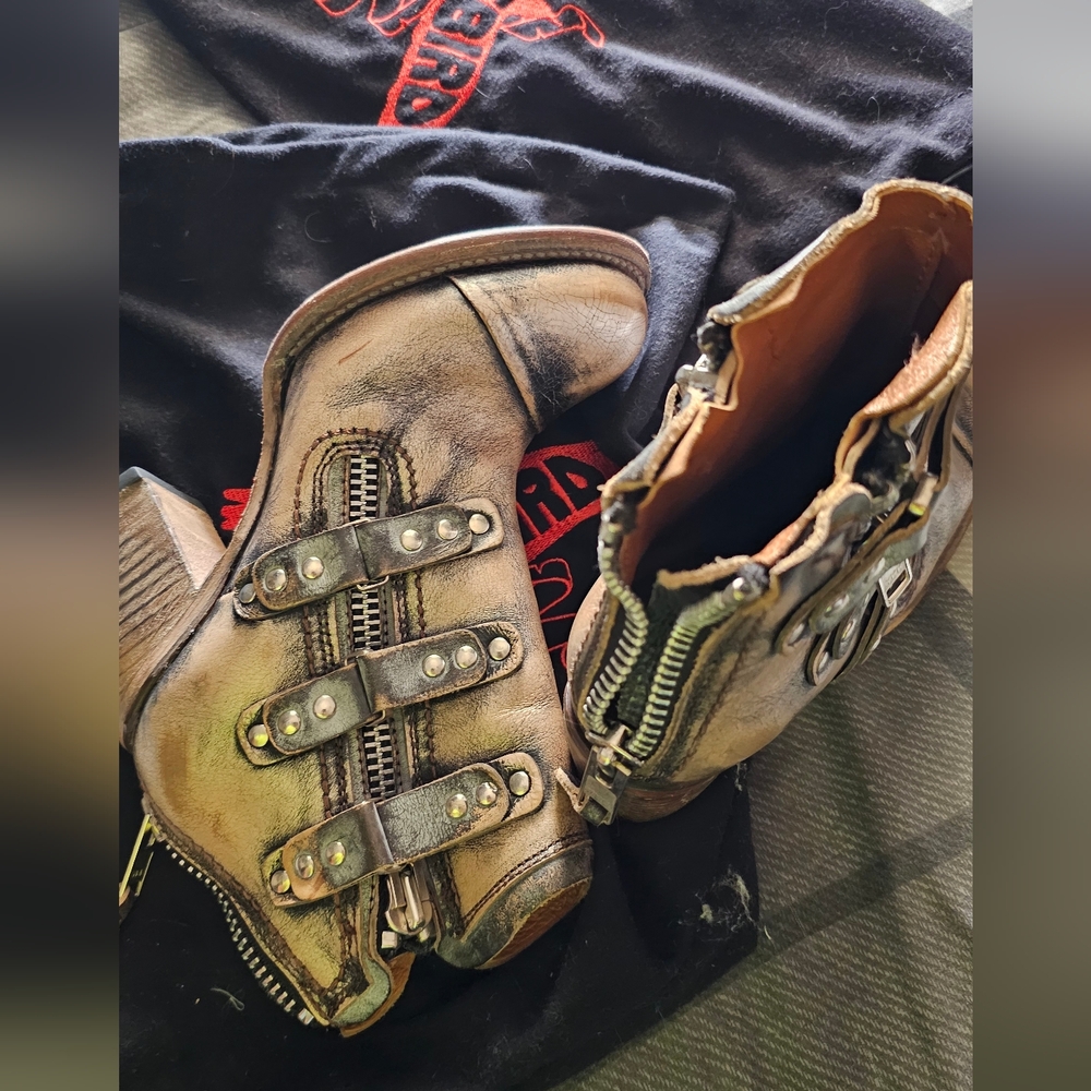 Freebird Boots "Beckett" - Picture 4 of 4